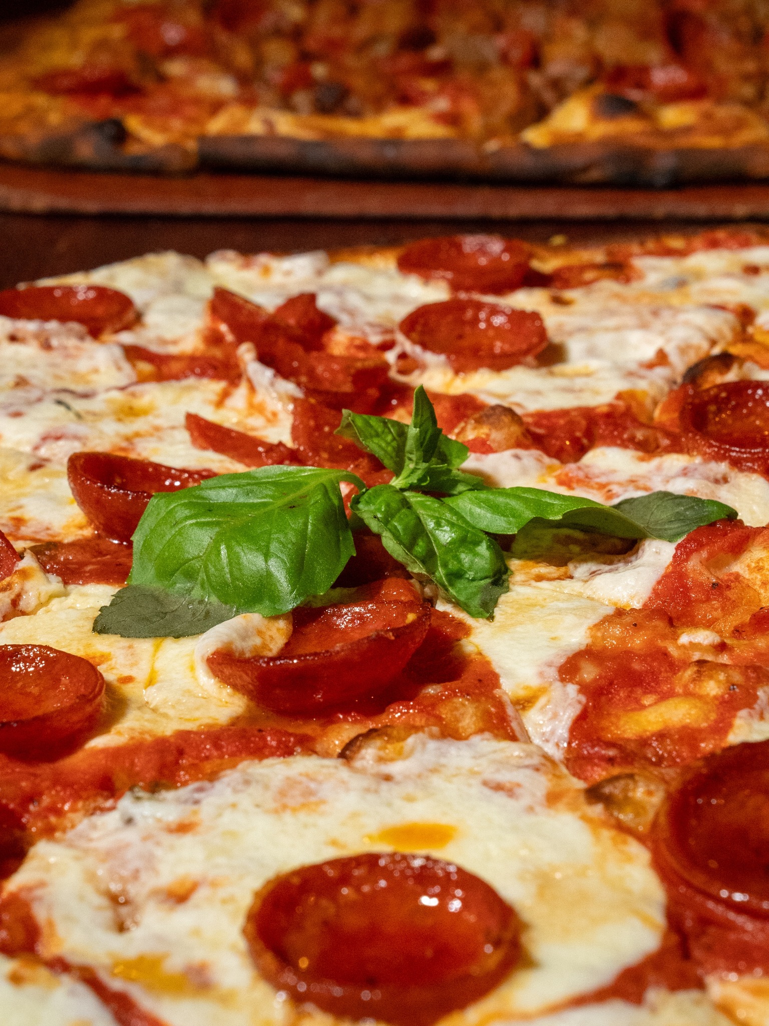 Treat Mom to Pizza & Dessert on Mother’s Day