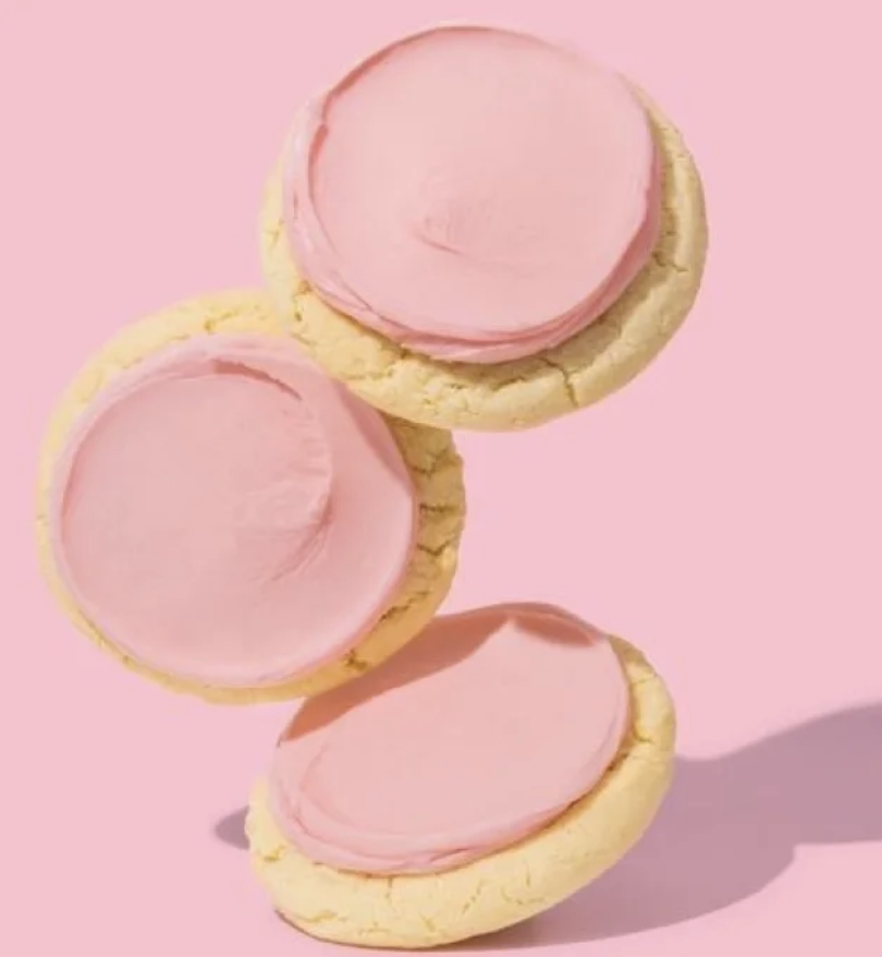 Crumbl Pink: A Sugary Pink Tone That Says Love at First Bite